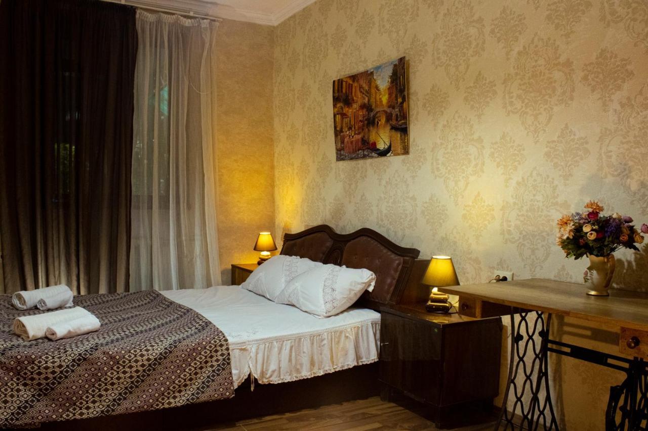 Nino'S Guest House Тбилиси Екстериор снимка