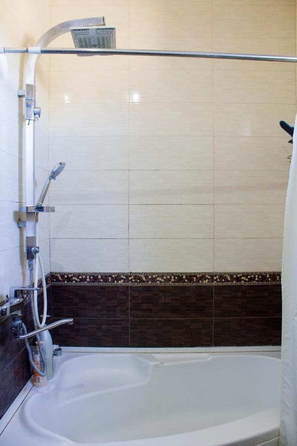 Nino'S Guest House Тбилиси Екстериор снимка