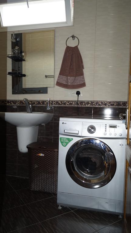 Nino'S Guest House Тбилиси Стая снимка